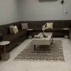 طاوله نظيفه جدا  سبب البيع النقل