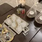 طاوله مع اربع خدمات