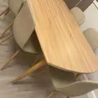 طاولة سفره نظيفه جدا. مقاس 160في100