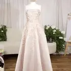 فساتين للبيع الاخضر ب 600 والبرتقالي 500 مقاس M