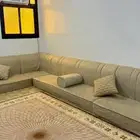 كنب ارضي شبه جديد مع فرشته