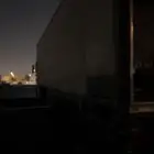 مطلوب تريله مقفله لنقل كنت من الرياض النماص