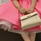 فساتين أطفال