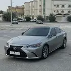 للبيع لكزس ES350 2022 سعودي