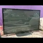 للبيع شاشة55بوصة LGبدقة عاليةأغرضها معا ليس سمارت