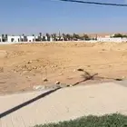 للبيع مزرعه بالمزاحمية مساحة 4996.48م2 ارض مستويه وفيه عداد