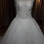 فستان زفافي