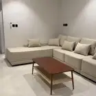 كنب حرف L جديد ليس مستخدم للبيع مع طاولة جديدة