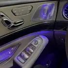 يوجد لدينا ألياف ضوئية