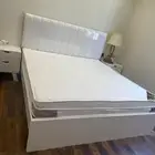 دولاب ملابس وسرير