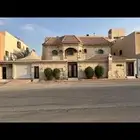 للبيع فيلا مع شقق في اشبيلية