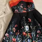 فستان من فوقا كلوست الشراء ب800البيع 300وقابل للسوم