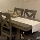 طاولة من أشلي للبيع
