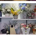 مطلوب. محل. ورد. جاهز.