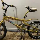 للبيع دراجة أطفال مقاس صغير