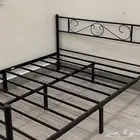 سرير مع مرتبة