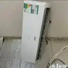 للبيع مكيف شبه نضيف ضايع الرموت بسبب النقله
