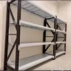رفوف مستودعات