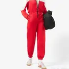 بدلة رياضية نسائية جديدة