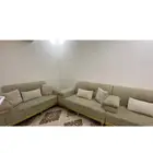 طقم كنب بالمخدات والمتاكي