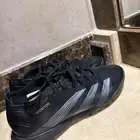 جزمة أديداس اصليه 50 ريال هذا عرض خاص