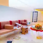 كراسي حديد عدد اربعه مع التكايات وعدد 4 مراكي