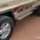 جنوط بكفراتها راكبه على شاص