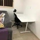 للبيع بسبب الخروج النهائي