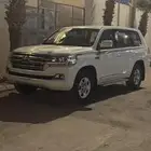 لاندكروزر 2017