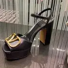 كعب فالنتينو اصلي للبيع