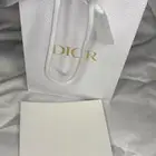 هدية ديور أصلي شامل الملحقات وكرت أهداء