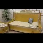 كراسي خشبيه