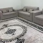 كنب رصاصي 5 قطع مع طاوله جانبيه