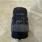 كاميرا كانون D600 نظيف جدا معها جميع اغراض من شاحن و بطارية