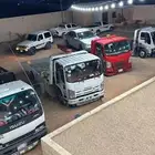 سطحه وسط جده