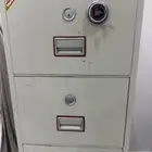 خزنة للبيع