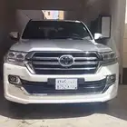 لاندكروزر VXS موديل 2020 فل كامل