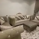 طقم كنب جديد لم ي ستخدم من قبل إلا مرتين