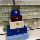 علب مخمل