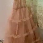 فساتين للبيع