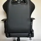 طاولة وكرسي قيمنق