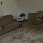 كنب كبير ونظيف وفرشه وستاره معه
