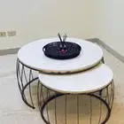 شاشه وطاولتين