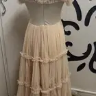 فساتين نظيفه خاليه من العيوب