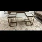 طاولة رئيسية وجانبية ومدخل