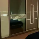 غرفة نوم للبيع المستعجل بسبب النقل   مغسله   غسالة ملابس