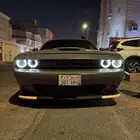 لوحة سيارة ورد