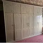 للبي دولاب ملابس جدا ممتاز وقوي