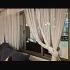 شباك كبيره زجاج