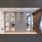 خزائن ودواليب باسعار منافسة